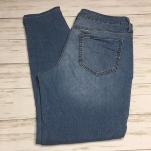 Size 12 Old Navy Super Skinny Jeans